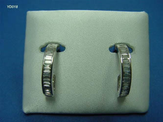 pendientes con brillantes joyas personalizadas