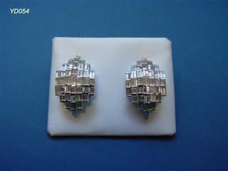 pendientes con brillantes joyas personalizadas