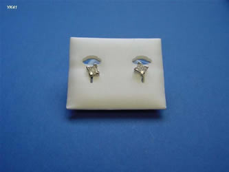 pendientes con brillantes joyas personalizadas