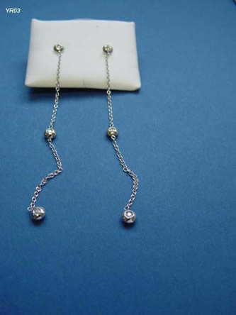 pendientes con brillantes joyas personalizadas