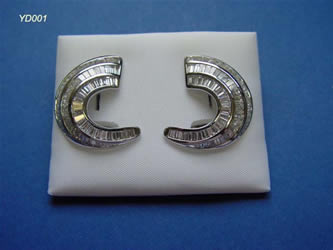 pendientes con brillantes joyas personalizadas