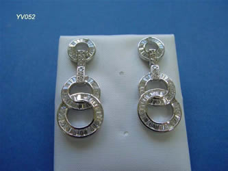 pendientes con brillantes joyas personalizadas