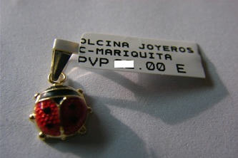 colgante mariquita