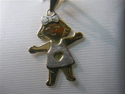 colgante niña