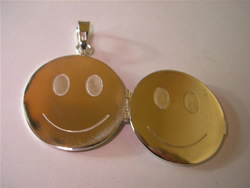 colgante emoticon