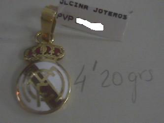 colgante real madrid