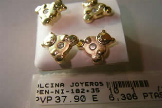 pendientes niña