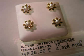 pendientes niña